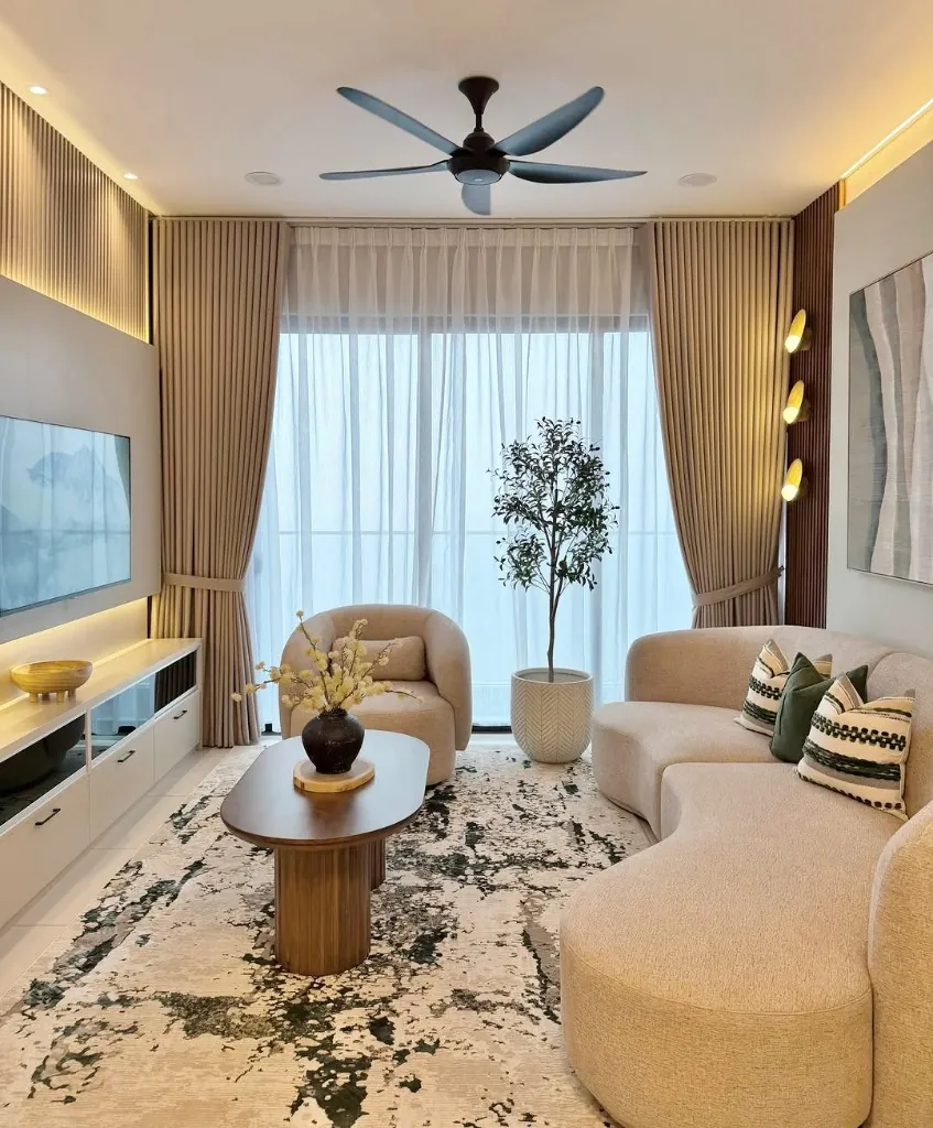 Commercial by Maisha Interiors